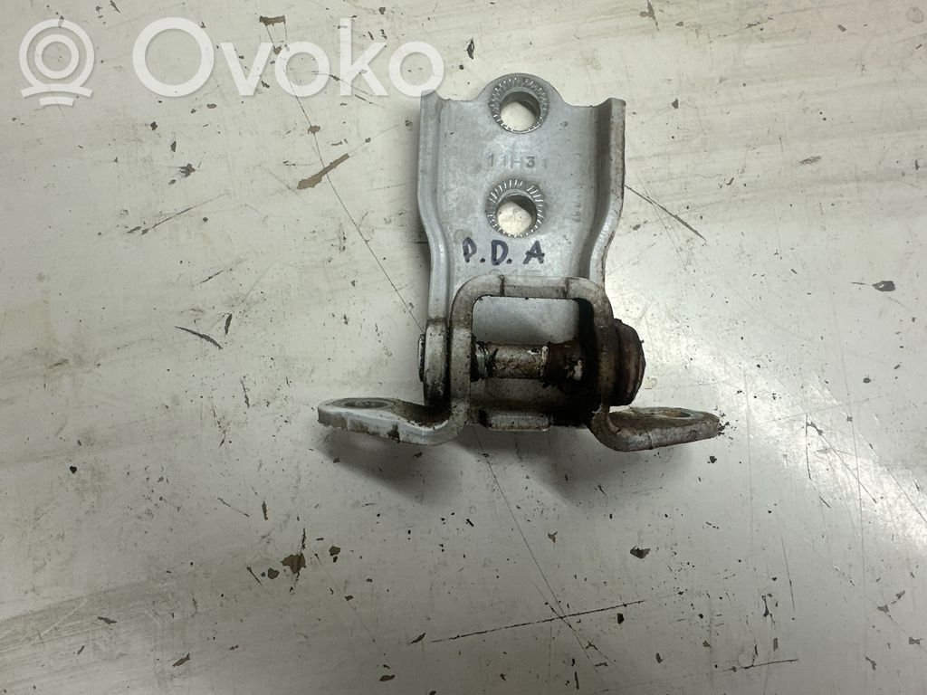 Opel Antara Front door lower hinge 