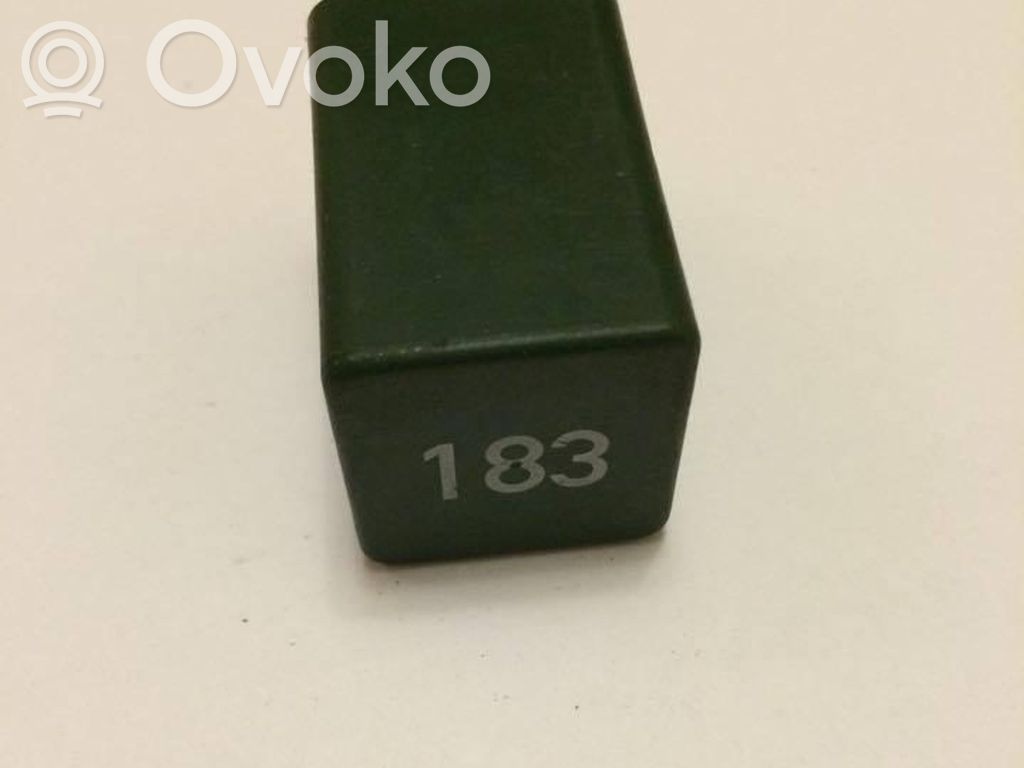 Kita rėlė   97VW8C616AA