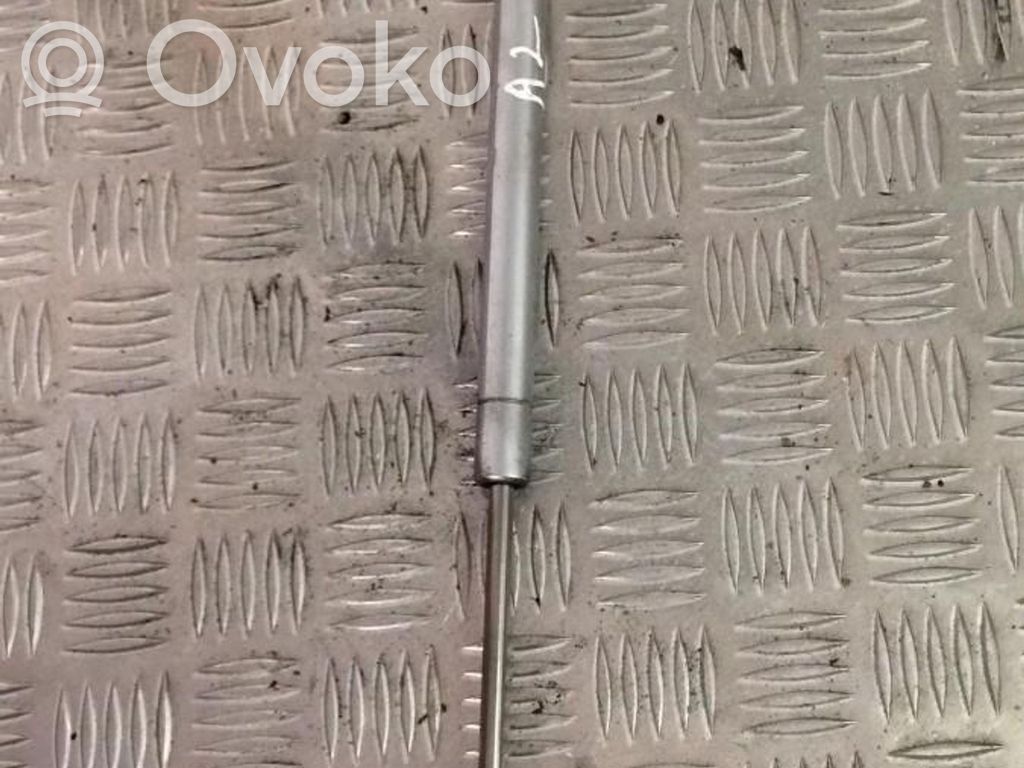 Audi A2 Tailgate/trunk strut/damper 