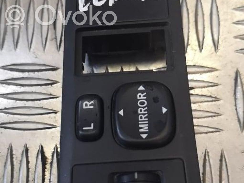 Wing mirror switch   183584