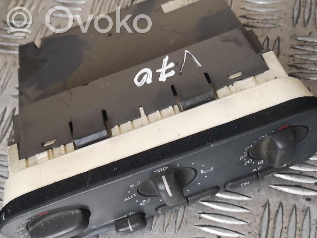 Volvo S70  V70  V70 XC Climate control unit 