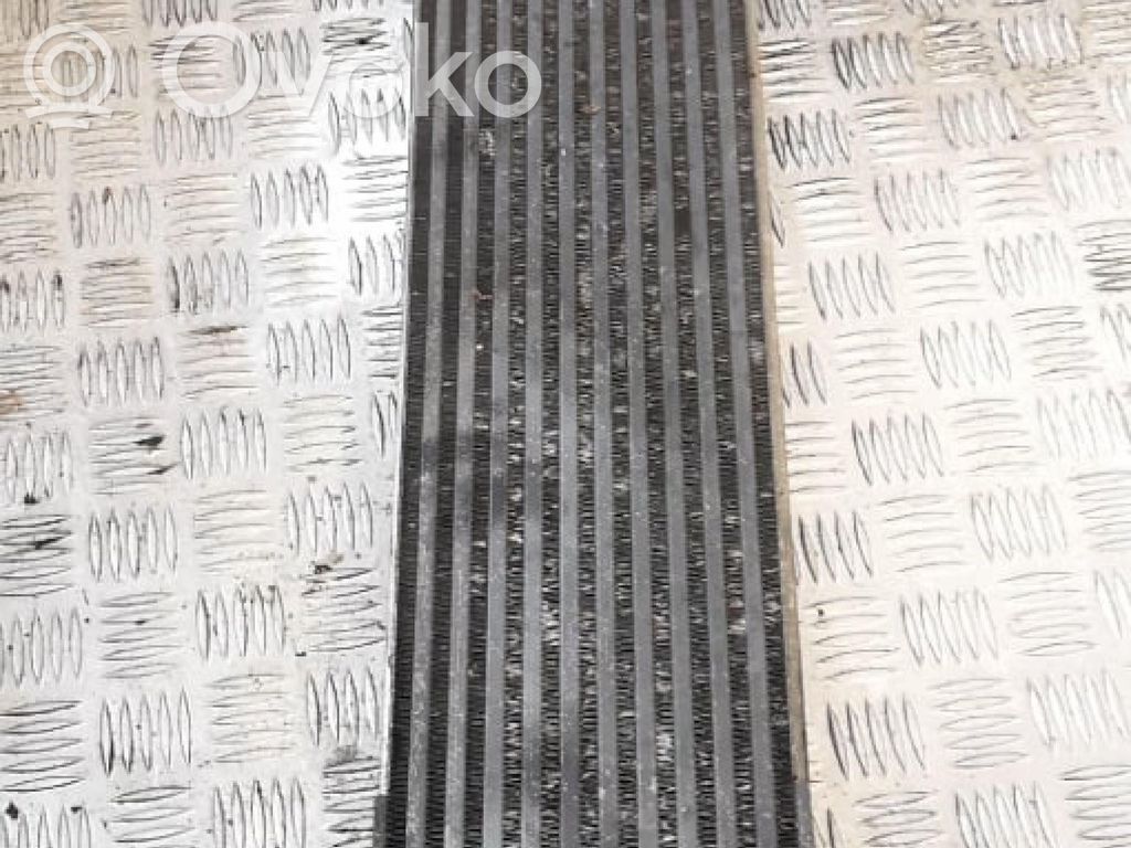 Interkūlerio radiatorius   6G919L440FD