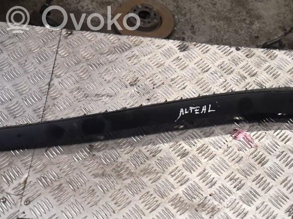 Seat Altea Windshield trim 
