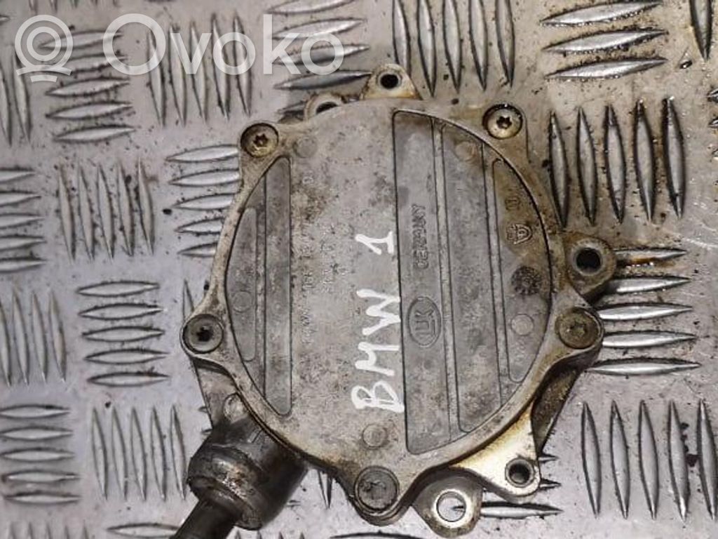 BMW 1 E81 E87 Vacuum pump 