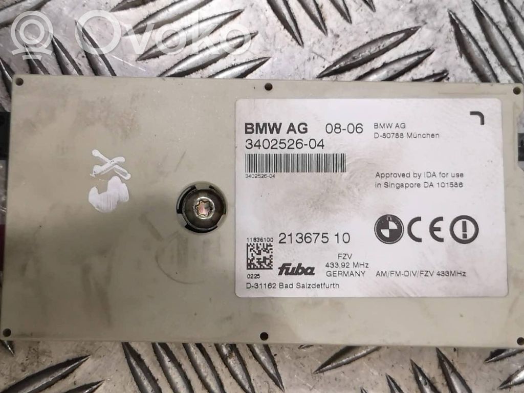 BMW X3 E83 Aerial antenna amplifier 