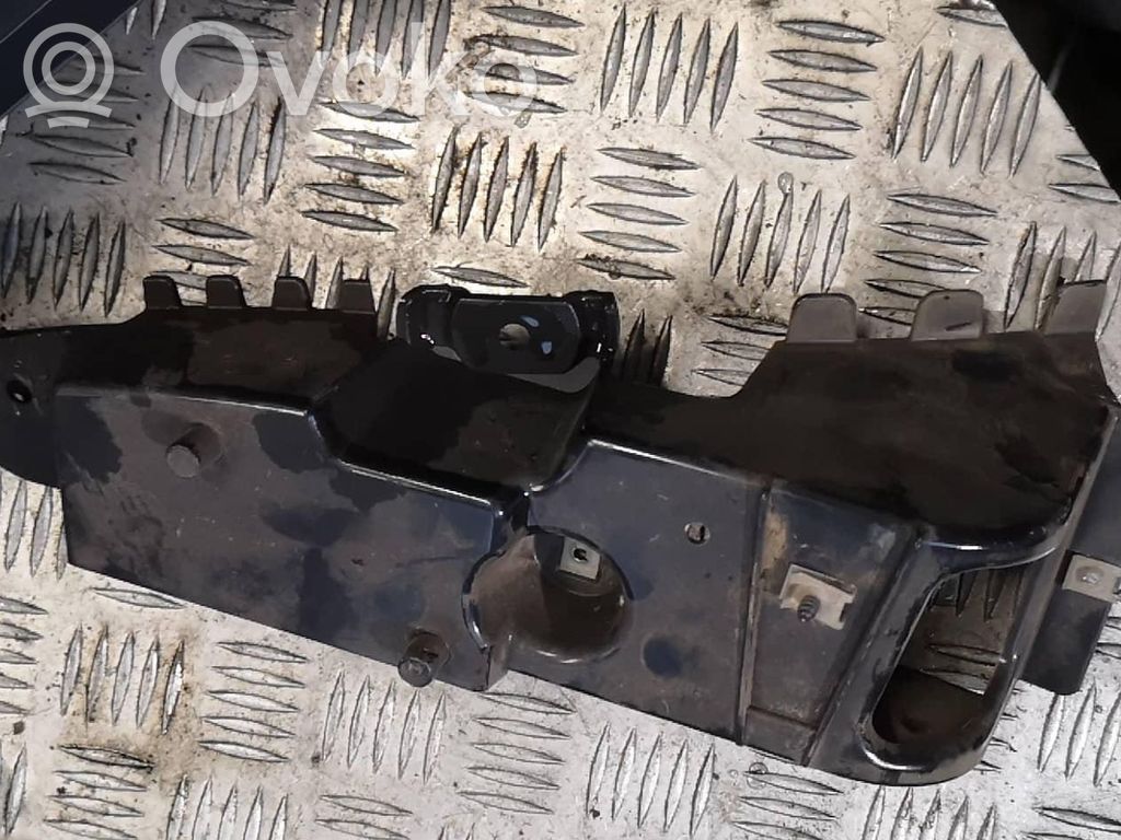 BMW X3 E83 Rear bumper mounting bracket 