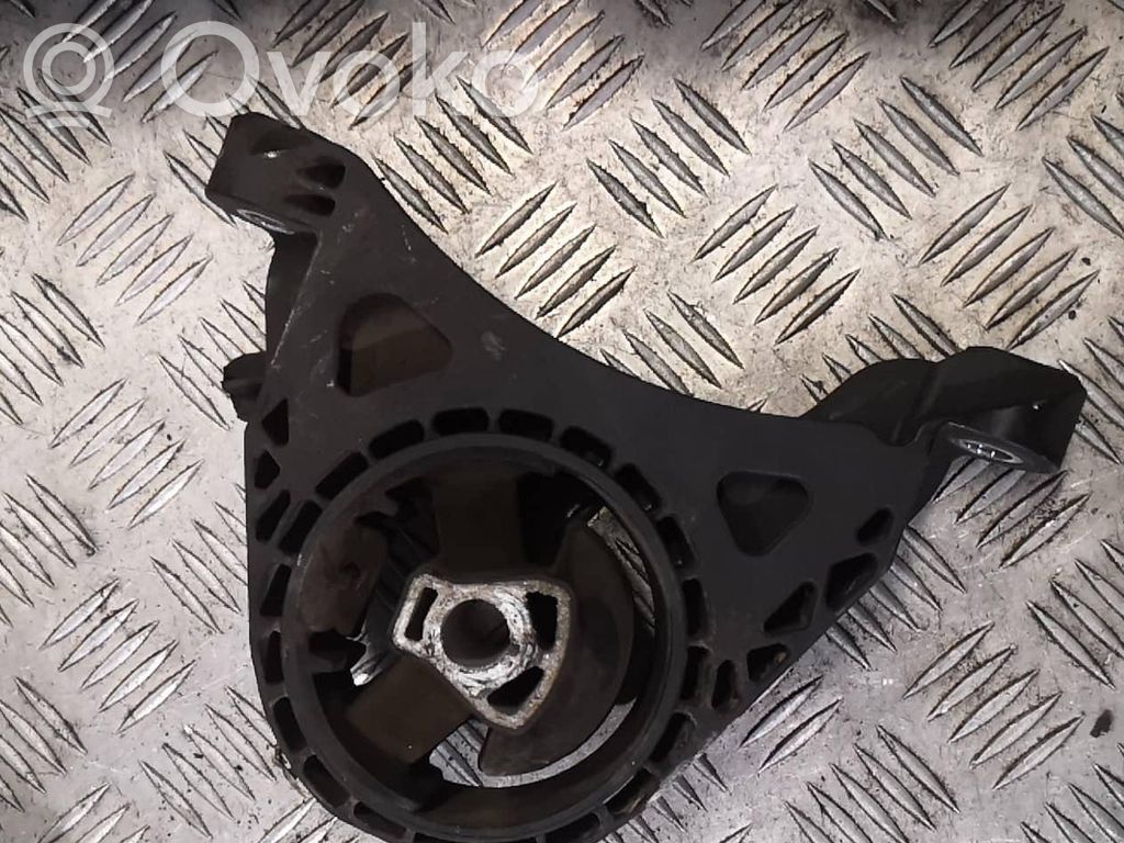 Opel Insignia A Engine mount bracket 