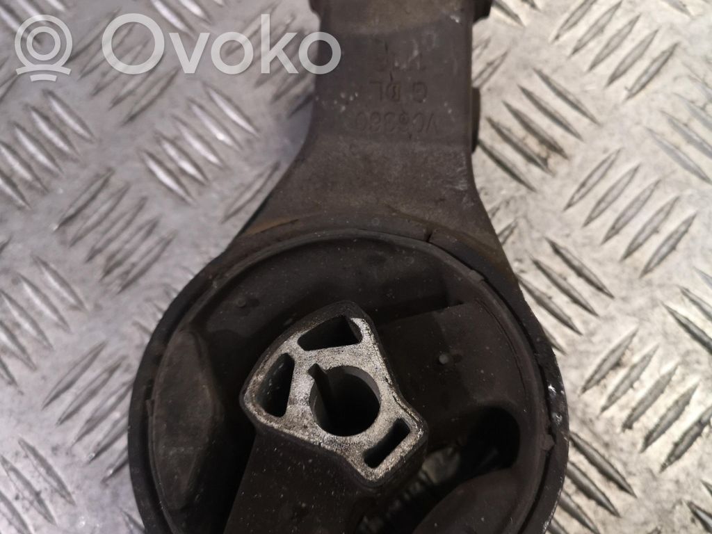 Opel Astra J Gearbox mount 