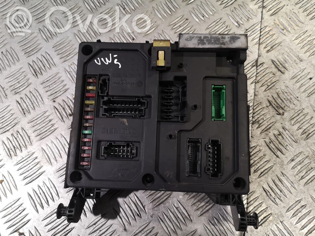 Volkswagen Sharan Fuse module 