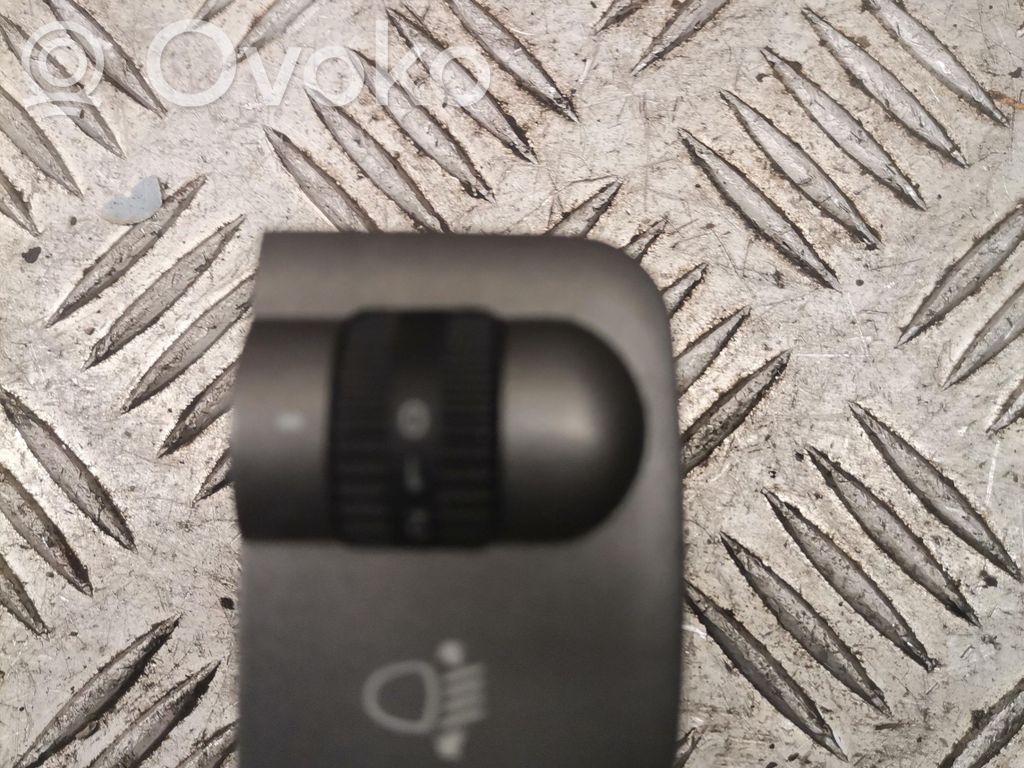 Hyundai Accent Light switch 