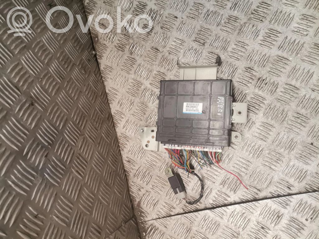 Mitsubishi Pajero Engine control unit/module 