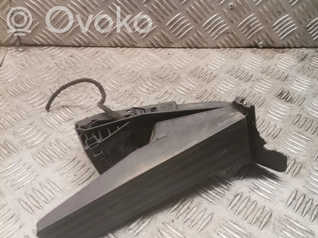 BMW X5 E70 Accelerator throttle pedal 