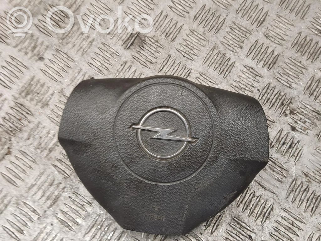 Opel Astra H Vairo oro pagalvė 