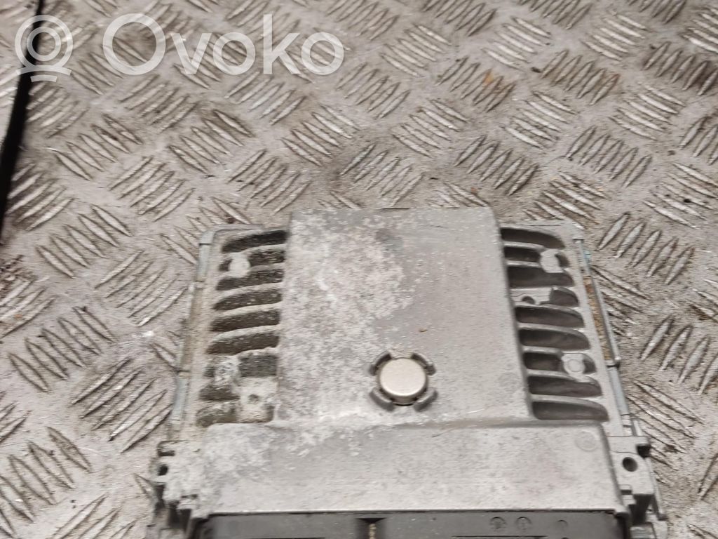 Engine control unit/module   03F906070BJ
