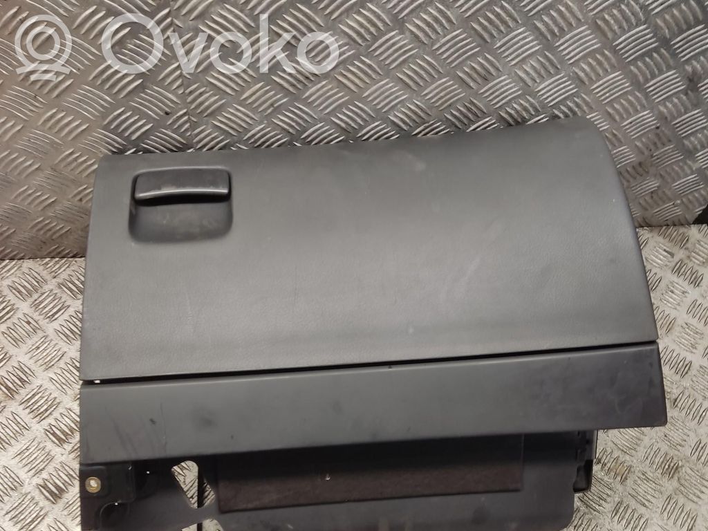 Glove box   4E1857096E