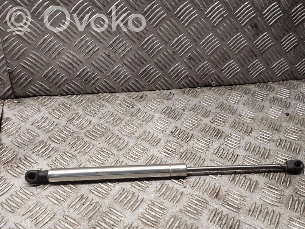 Audi A8 S8 D3 4E Tailgate/trunk strut/damper 