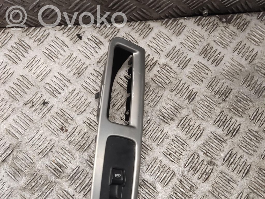Volvo V50 Electric window control switch 