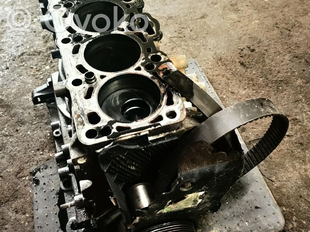 Volkswagen PASSAT B6 Engine block 