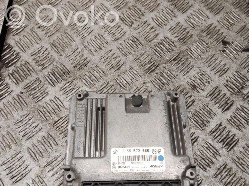 Opel Insignia A Engine control unit/module 