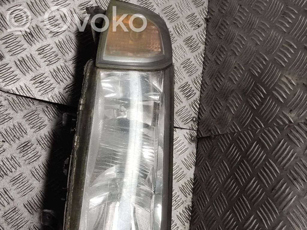 Headlight/headlamp   8662856