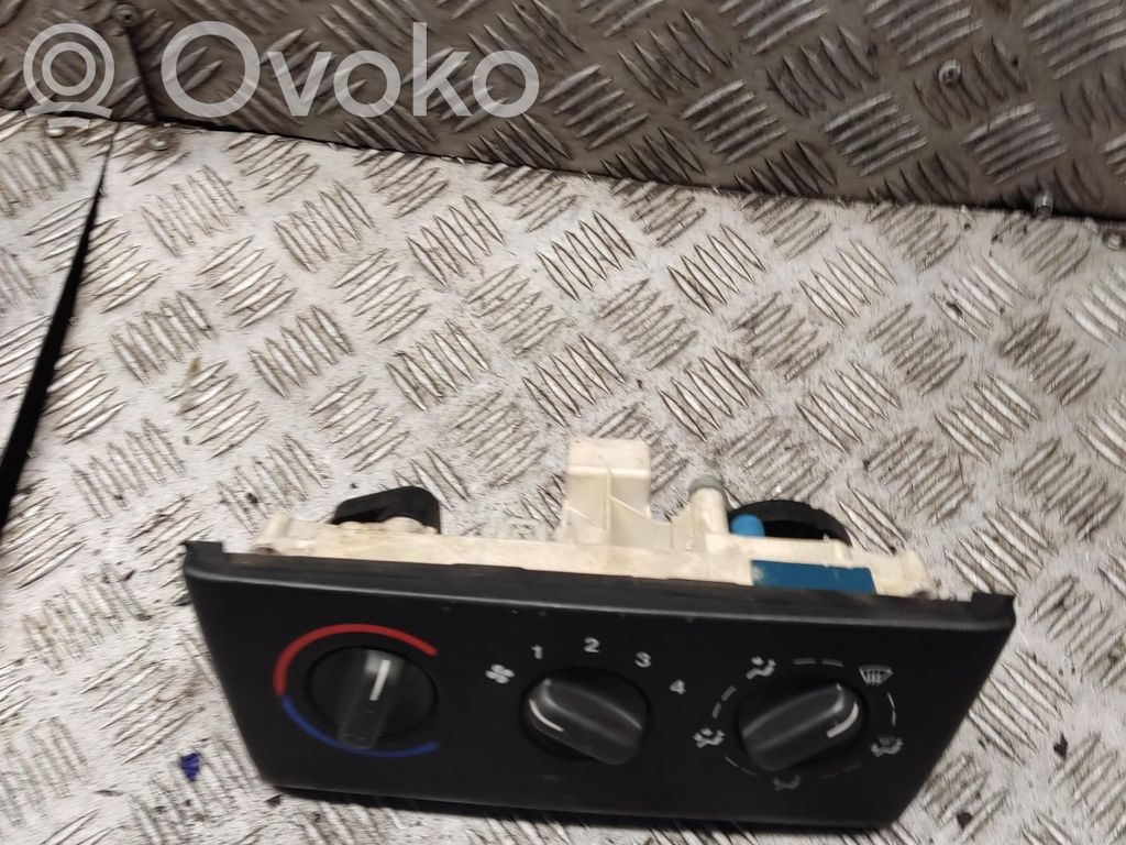 Climate control unit   86323