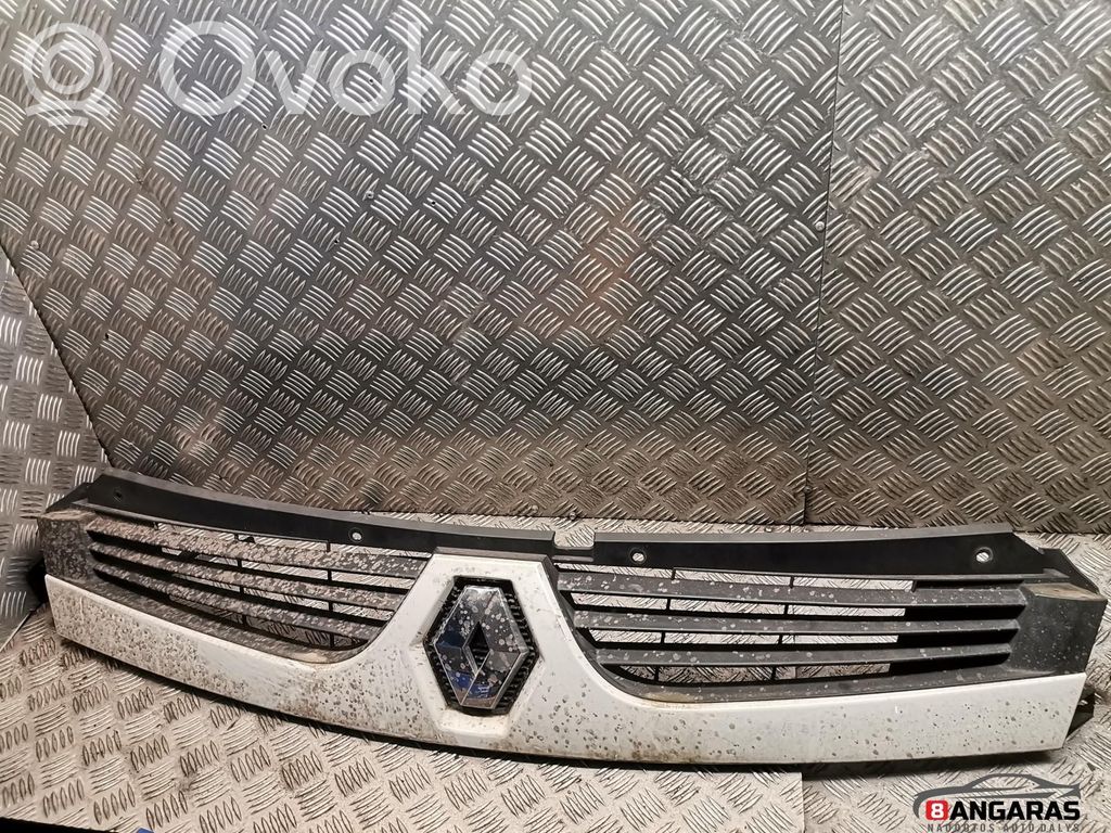 Renault Master II Front grill 