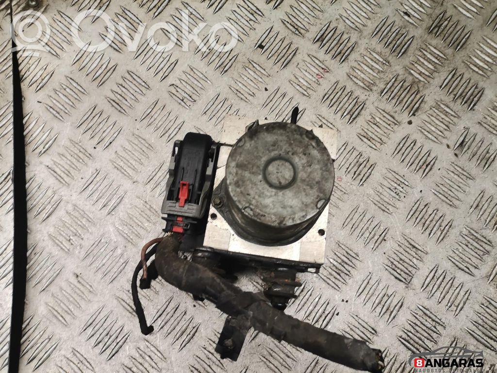 Audi A4 S4 B8 8K ABS Pump 