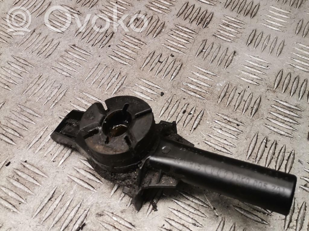 Radiator mount bracket   8K0805201