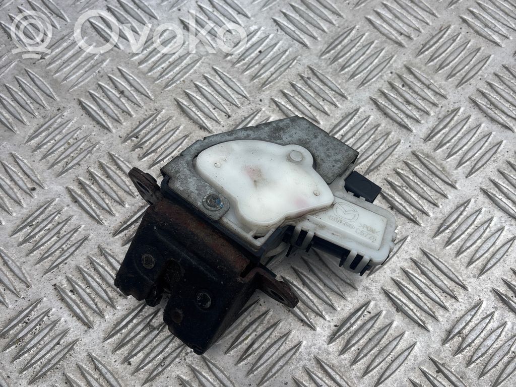 Tailgate/trunk/boot lock/catch/latch   C6728