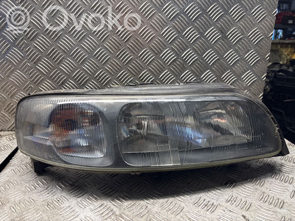 Volvo V70 Headlight/headlamp 