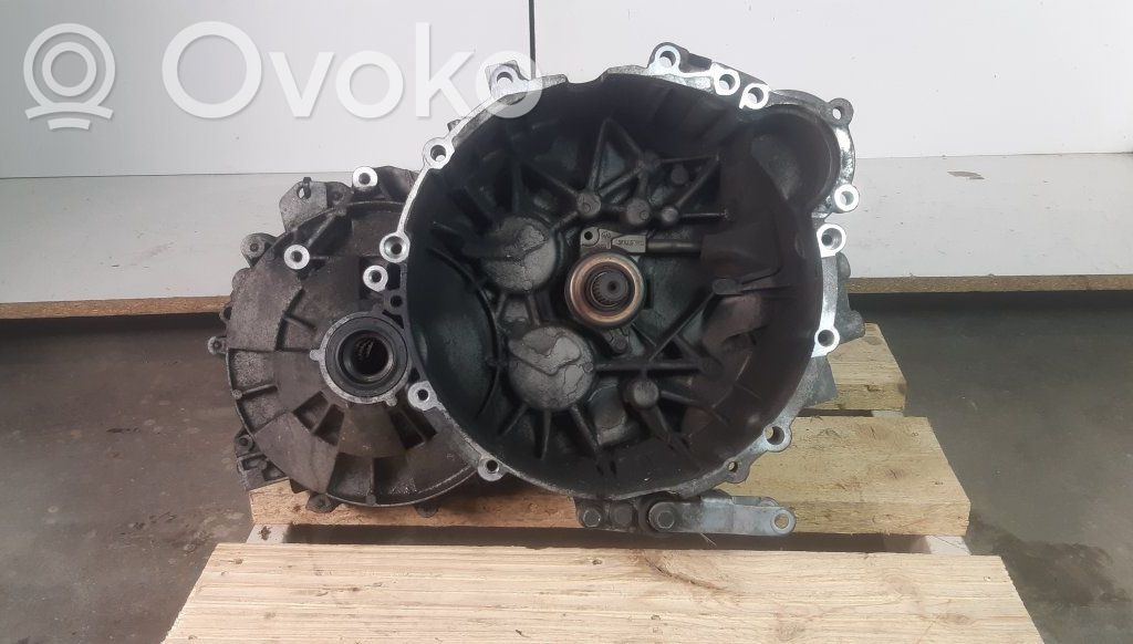 Volvo XC70 Manualna 5-biegowa skrzynia biegów 