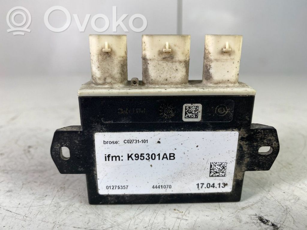 Ford Kuga II Tailgate/trunk control unit/module 