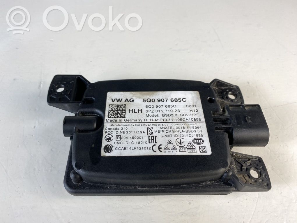 Módulo de control de punto muerto   5Q0907685C