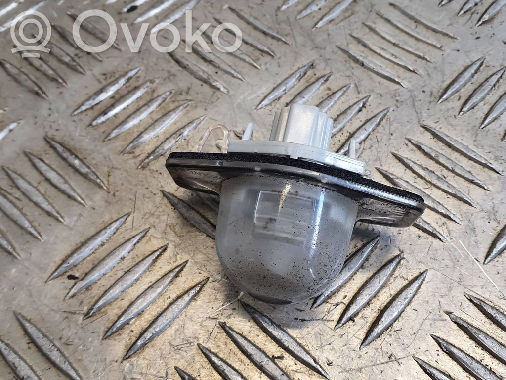 Honda CR-V Освещение номера 