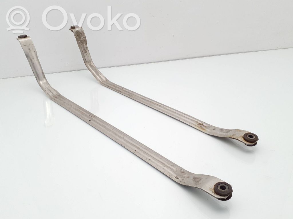 BMW 3 E90 E91 Fuel tank mounting bracket 