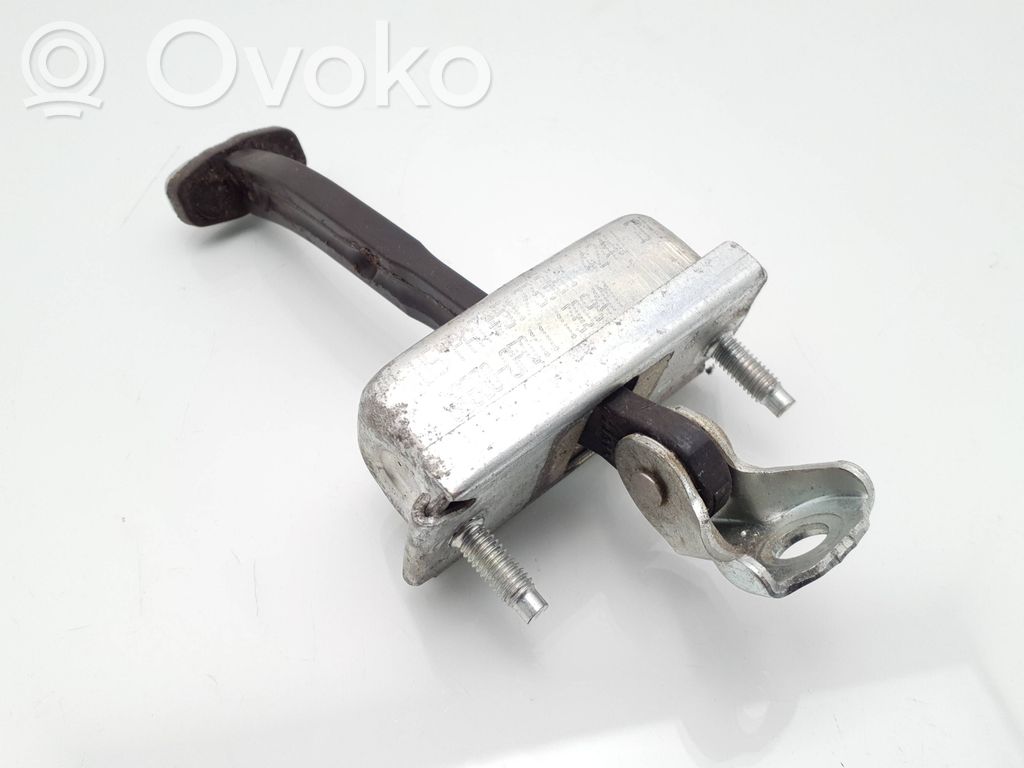 Toyota Verso Ogranicznik drzwi tylnych 