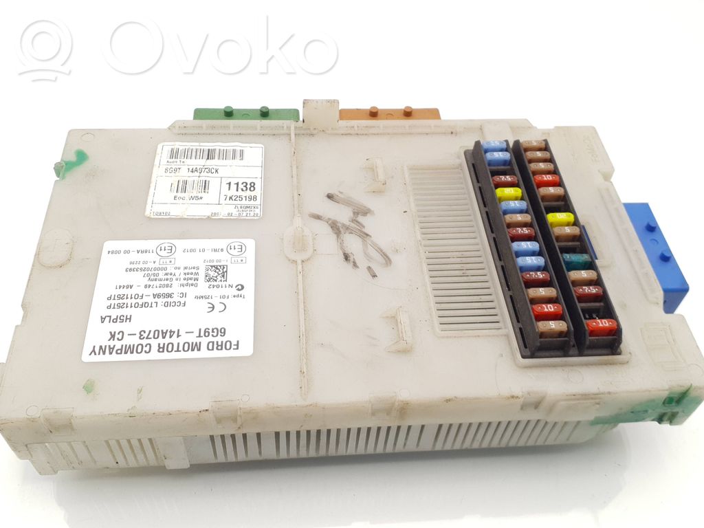 Ford Galaxy Fuse module 