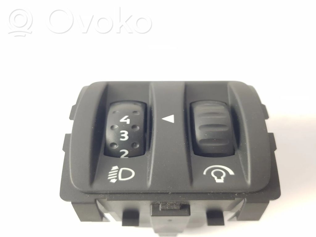 Interruptor de control del panel de luces   251900001RC,08802020,88020009109