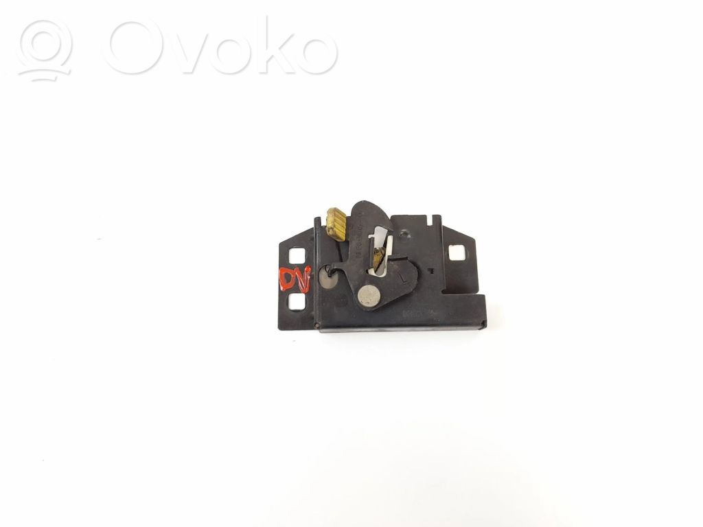 Ford Fiesta Tie down hook / loop 