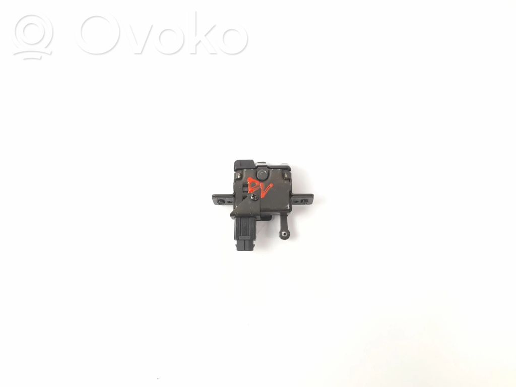 BMW 5 E34 Tailgate lock latch 