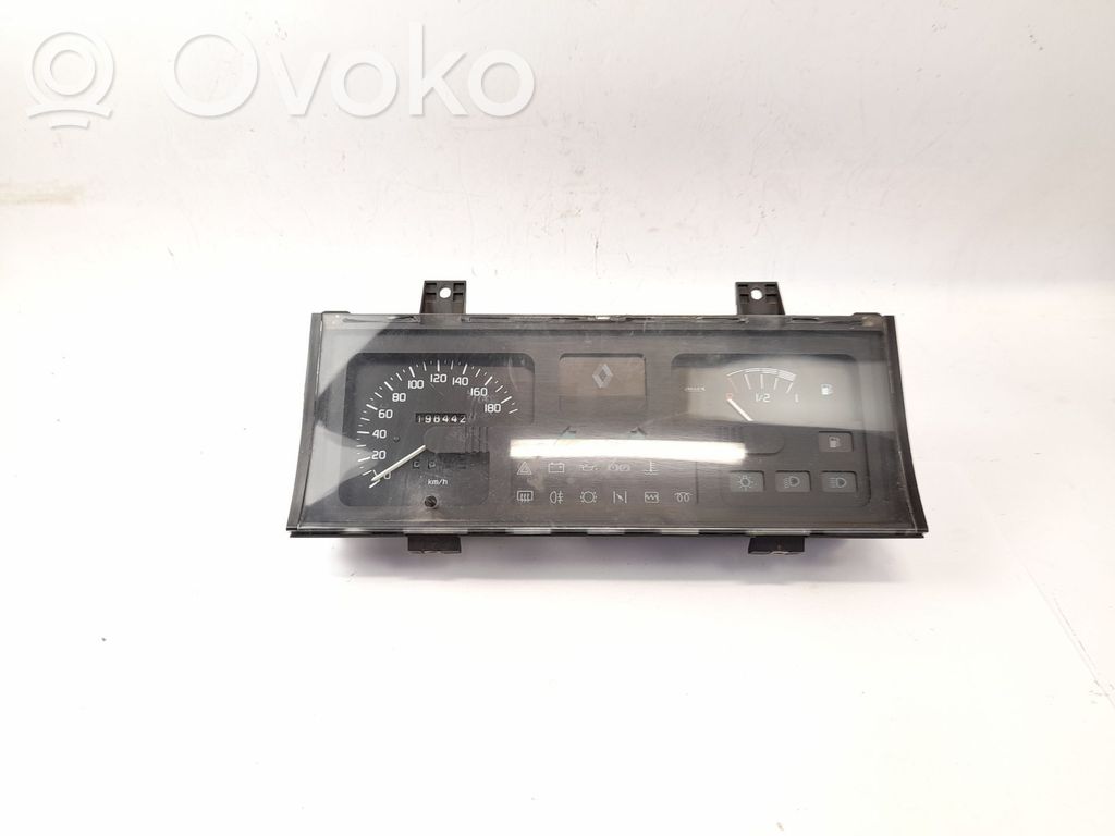 Renault Clio I Speedometer (instrument cluster) 