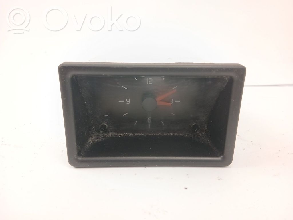 Clock   466686