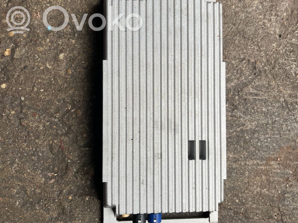 BMW X1 E84 Sound amplifier 