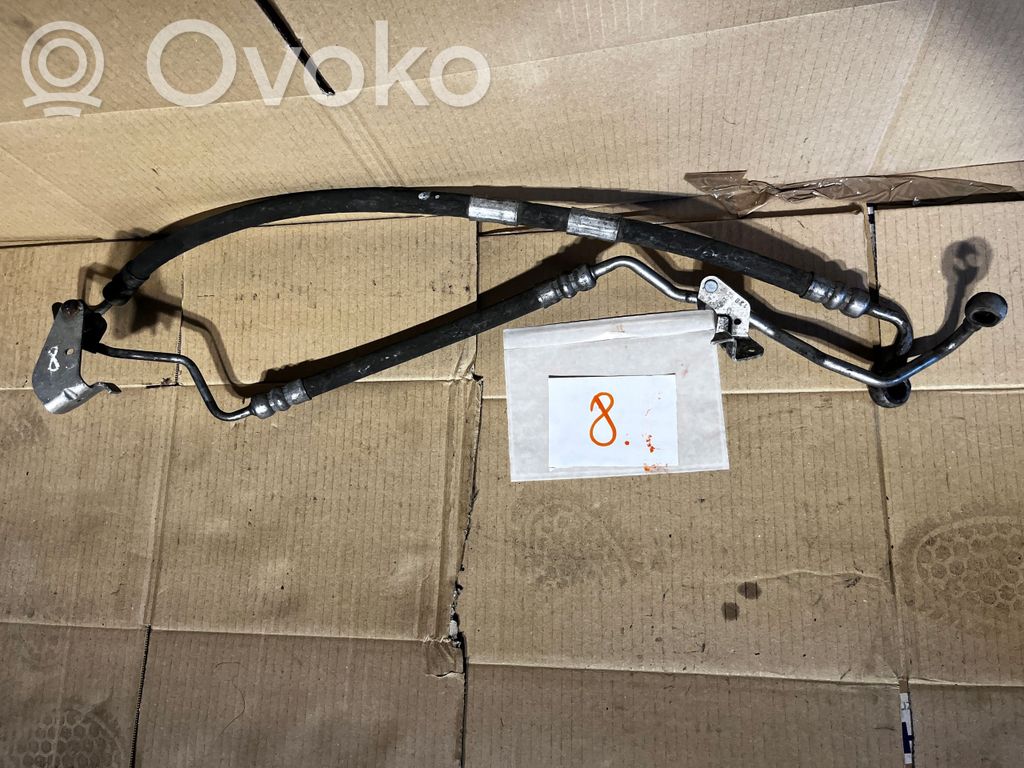 Ohjaustehostimen letkusto   6774188