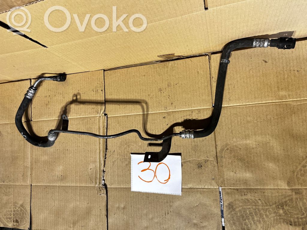 Ohjaustehostimen letkusto   6782747