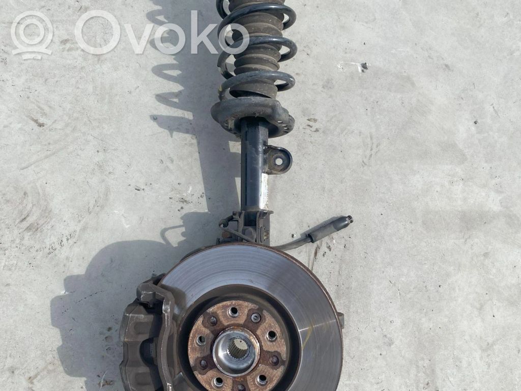 Front wheel hub spindle knuckle
