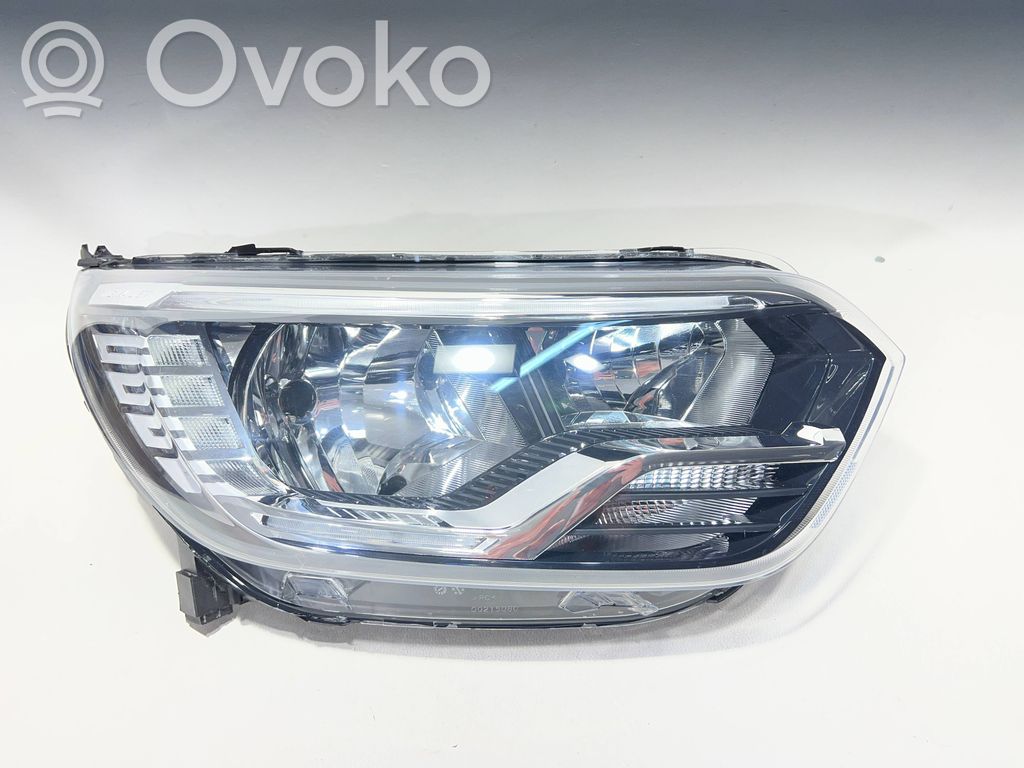Renault Express Headlight/headlamp 