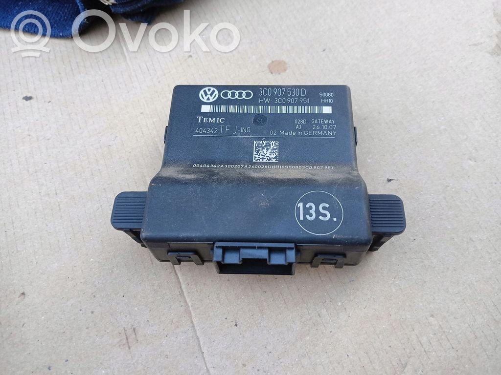 Volkswagen PASSAT B6 Gateway control module 