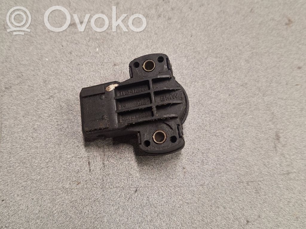 BMW 5 E39 Vārsta stāvokļa sensors 