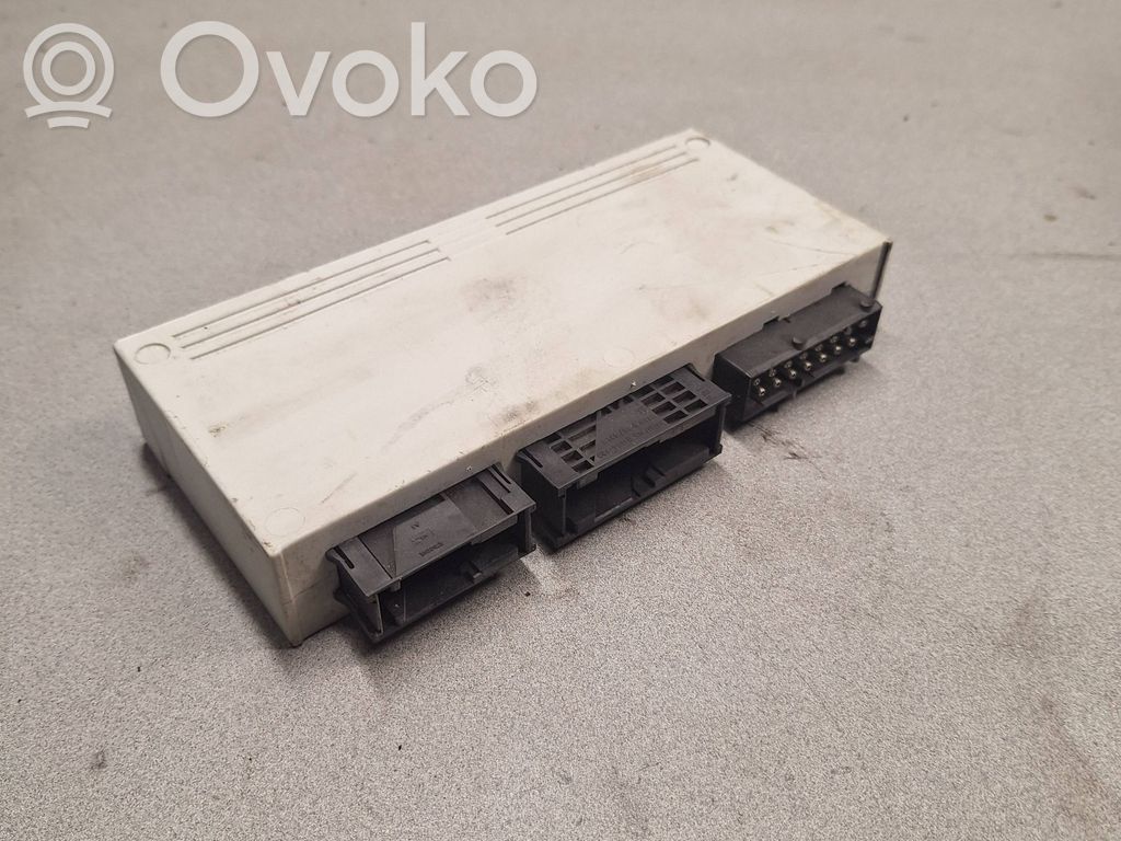 BMW 3 E46 Komforto modulis 